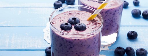 Oat and Blueberry Smoothie image